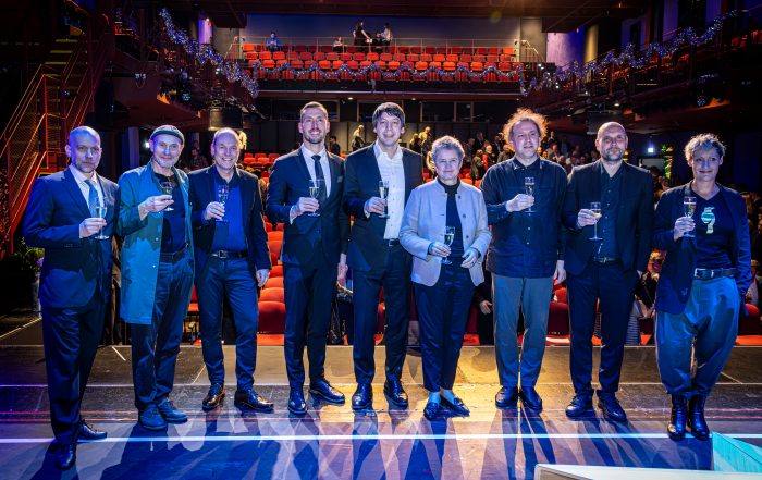 350 Gäste und R. Kupsch, H. Liebmann, Prof. Wiedemer, OB Sieler, Landrat Puhlmann, Ministerin Hüskens, S.Bahr, B. Ulrich und Intendantin Szalma©Stefan Rühling