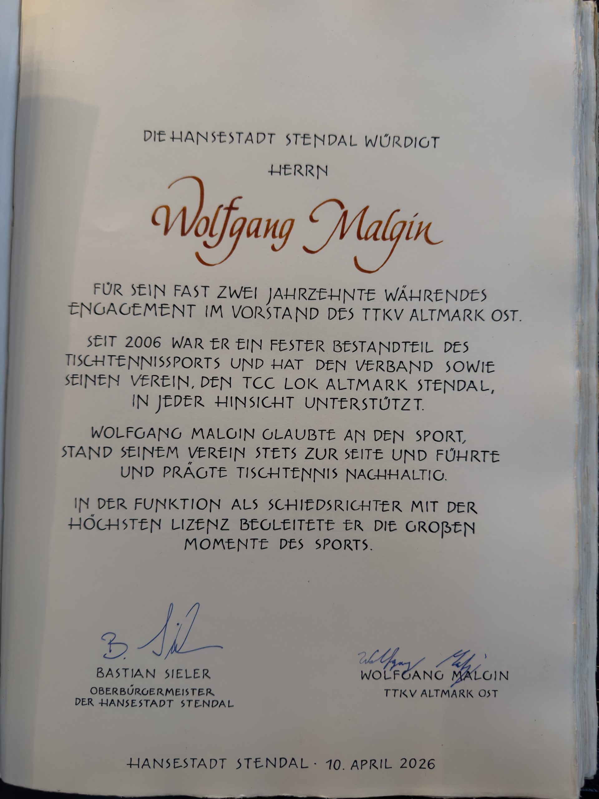 Ehrenurkunde© OB -PM Stendal-RS115407_IMG_0735