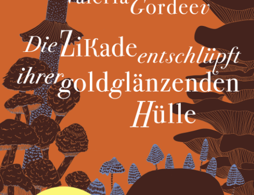 Die Zikade entschlüpft ihrer goldglänzenden Hülle